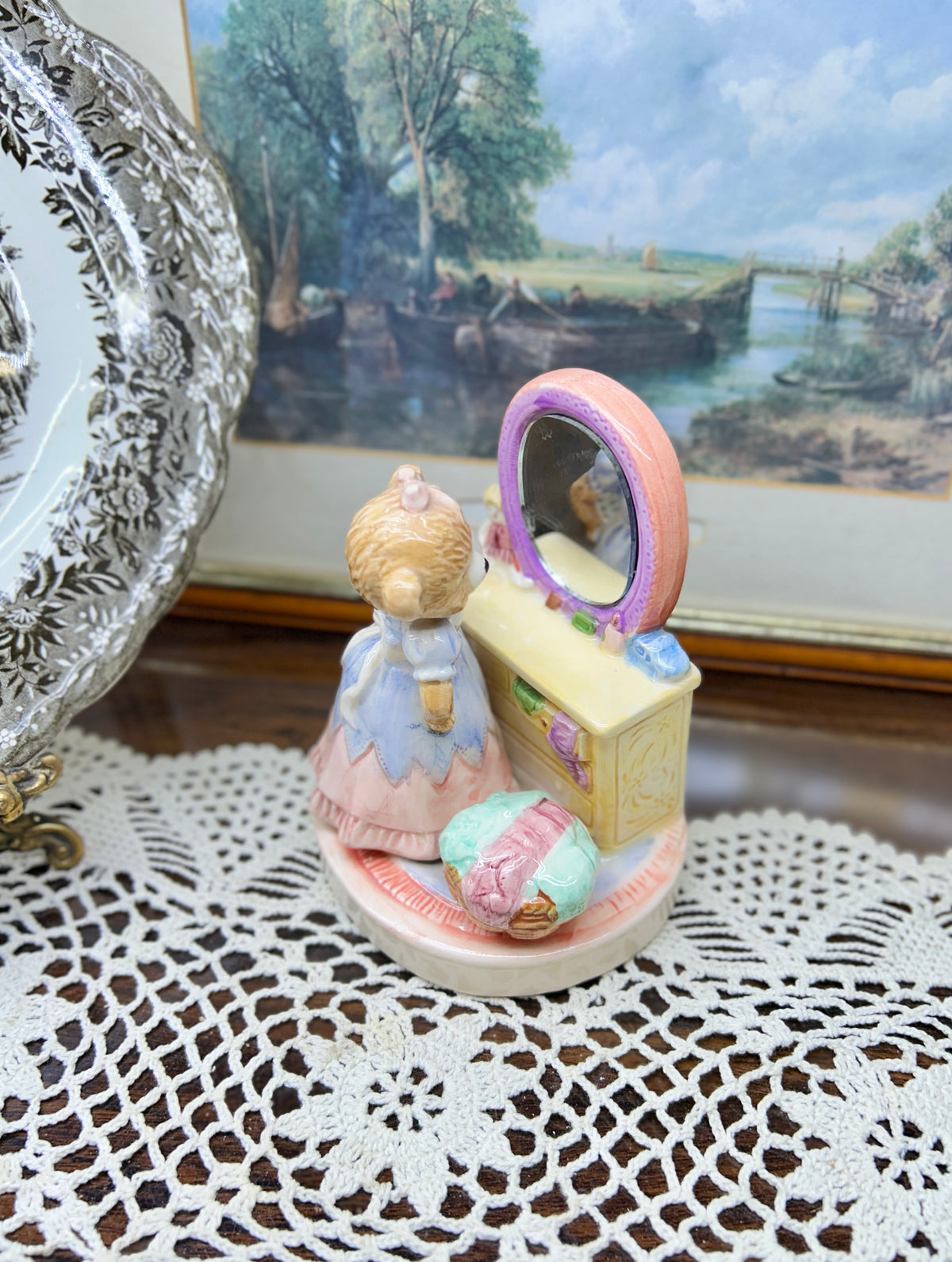 Figurine
